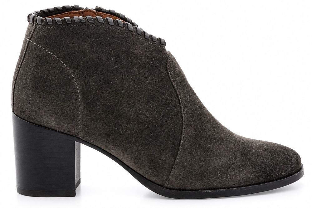FRYE Gray Suede Leather Ankle Boots Women Sz 9 Block Heel Western Cowboy Booties
